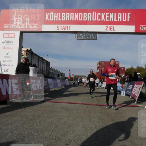 03.10.2025 - Köhlbrandbrückenlauf Matties Gatica Varas http://msf.ph/oto/9169861 03.10.2025 10:25:23 Ziel 2083, 2249, 2250, 2393, 2408, 2509, 2618, 2828, 2873, 3003, 3004, 3084, 3102, 3455, 3519, 3520, 3771 meine-sportfotos.de