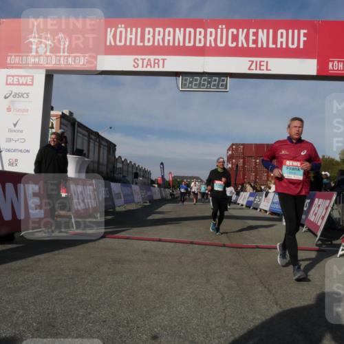 03.10.2025 - Köhlbrandbrückenlauf Matties Gatica Varas http://msf.ph/oto/9169863 03.10.2025 10:25:24 Ziel 2083, 2249, 2250, 2393, 2417, 2509, 2618, 2828, 2873, 3003, 3004, 3084, 3102, 3455, 3519, 3520, 3706, 3771 meine-sportfotos.de