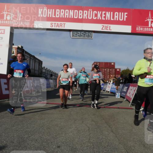 03.10.2025 - Köhlbrandbrückenlauf Matties Gatica Varas http://msf.ph/oto/9169887 03.10.2025 10:25:31 Ziel 1967, 2019, 2036, 2151, 2393, 2417, 2828, 2873, 3003, 3004, 3102, 3159, 3389, 3405, 3519, 3520, 3706, 3771 meine-sportfotos.de