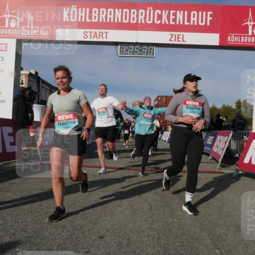 03.10.2025 - Köhlbrandbrückenlauf Matties Gatica Varas http://msf.ph/oto/9169891 03.10.2025 10:25:32 Ziel 1967, 2019, 2036, 2151, 2245, 2417, 2828, 2873, 3003, 3004, 3102, 3159, 3389, 3405, 3706, 3713, 3771 meine-sportfotos.de