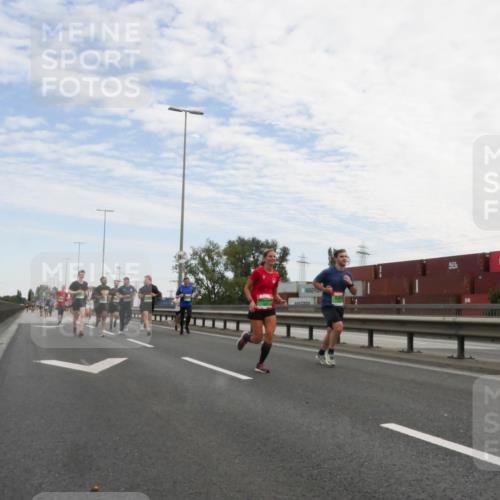 03.10.2025 - Köhlbrandbrückenlauf Matties Gatica Varas http://msf.ph/oto/9169920 03.10.2025 15:15:05 Position 3  meine-sportfotos.de