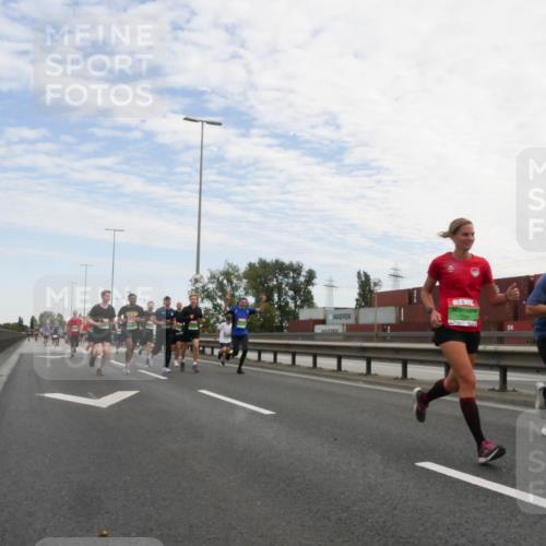 03.10.2025 - Köhlbrandbrückenlauf Matties Gatica Varas http://msf.ph/oto/9169924 03.10.2025 15:15:06 Position 3  meine-sportfotos.de