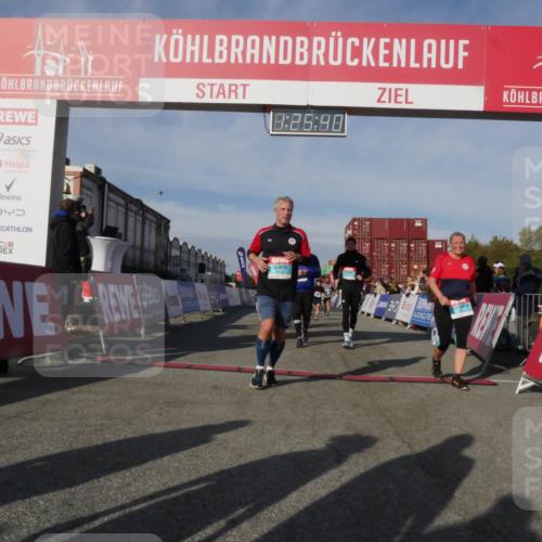 03.10.2025 - Köhlbrandbrückenlauf Matties Gatica Varas http://msf.ph/oto/9169931 03.10.2025 10:25:41 Ziel 1414, 1652, 1653, 1839, 1950, 1967, 2002, 2003, 2151, 2244, 2245, 3022, 3024, 3026, 3027, 3159, 3405, 3441, 3443, 3713 meine-sportfotos.de