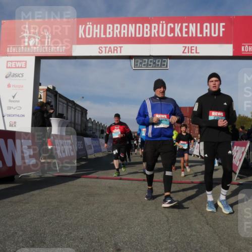 03.10.2025 - Köhlbrandbrückenlauf Matties Gatica Varas http://msf.ph/oto/9169942 03.10.2025 10:25:44 Ziel 1414, 1652, 1653, 1839, 1950, 1998, 2002, 2003, 2244, 2245, 2489, 3022, 3024, 3026, 3027, 3441, 3443, 3713 meine-sportfotos.de