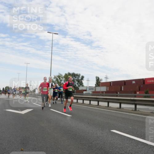 03.10.2025 - Köhlbrandbrückenlauf Matties Gatica Varas http://msf.ph/oto/9169943 03.10.2025 15:15:11 Position 3  meine-sportfotos.de