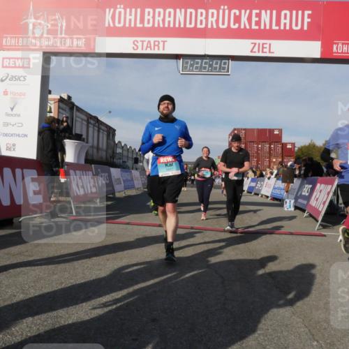 03.10.2025 - Köhlbrandbrückenlauf Matties Gatica Varas http://msf.ph/oto/9169972 03.10.2025 10:25:51 Ziel 1948, 1998, 2002, 2003, 2251, 2382, 2383, 2489, 2635, 2644, 2787, 3443 meine-sportfotos.de