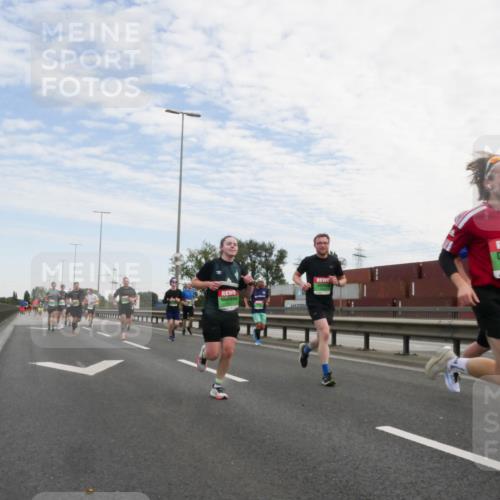 03.10.2025 - Köhlbrandbrückenlauf Matties Gatica Varas http://msf.ph/oto/9169990 03.10.2025 15:15:23 Position 3 9182 meine-sportfotos.de
