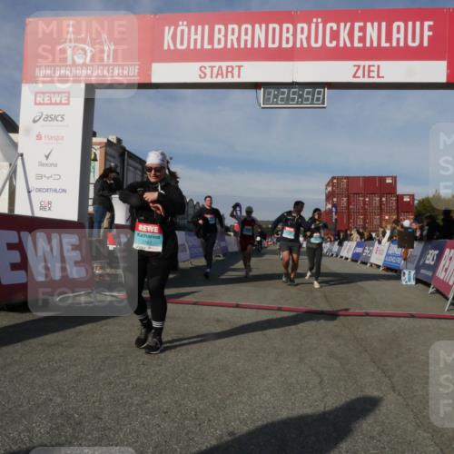03.10.2025 - Köhlbrandbrückenlauf Matties Gatica Varas http://msf.ph/oto/9170008 03.10.2025 10:26:00 Ziel 1940, 2000, 2382, 2383, 2406, 2532, 2635, 2644 meine-sportfotos.de