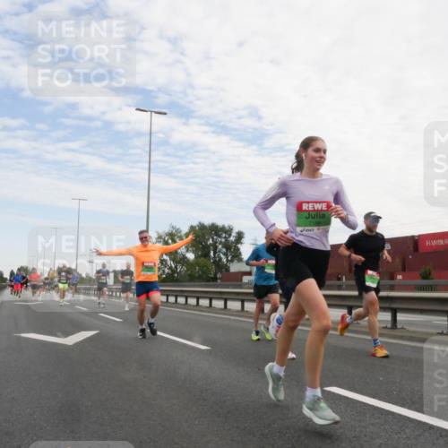 03.10.2025 - Köhlbrandbrückenlauf Matties Gatica Varas http://msf.ph/oto/9170027 03.10.2025 15:15:31 Position 3 7189 meine-sportfotos.de