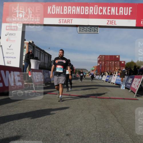 03.10.2025 - Köhlbrandbrückenlauf Matties Gatica Varas http://msf.ph/oto/9170036 03.10.2025 10:26:07 Ziel 1847, 1924, 1940, 2111, 2406, 2532, 3151 meine-sportfotos.de