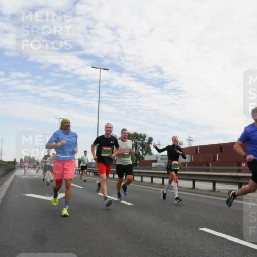 03.10.2025 - Köhlbrandbrückenlauf Matties Gatica Varas http://msf.ph/oto/9170062 03.10.2025 15:15:40 Position 3  meine-sportfotos.de
