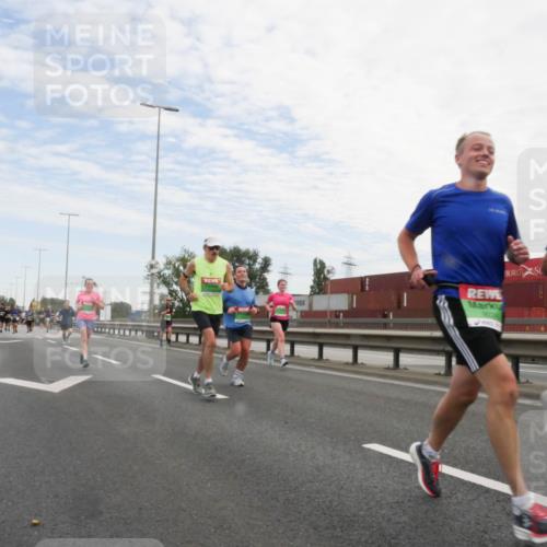 03.10.2025 - Köhlbrandbrückenlauf Matties Gatica Varas http://msf.ph/oto/9170105 03.10.2025 15:15:51 Position 3 922 meine-sportfotos.de