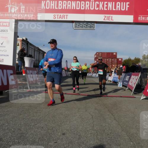 03.10.2025 - Köhlbrandbrückenlauf Matties Gatica Varas http://msf.ph/oto/9170106 03.10.2025 10:26:27 Ziel 1904, 1949, 2284, 2614, 2676, 2681, 3149, 3447 meine-sportfotos.de