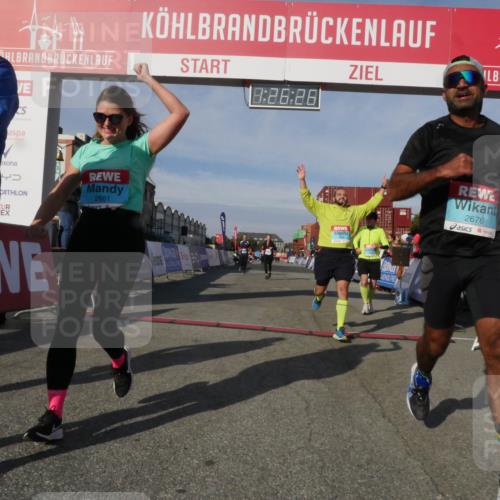 03.10.2025 - Köhlbrandbrückenlauf Matties Gatica Varas http://msf.ph/oto/9170111 03.10.2025 10:26:28 Ziel 1904, 1949, 2284, 2614, 3149 meine-sportfotos.de