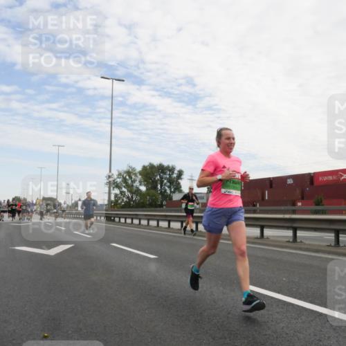 03.10.2025 - Köhlbrandbrückenlauf Matties Gatica Varas http://msf.ph/oto/9170117 03.10.2025 15:15:54 Position 3  meine-sportfotos.de