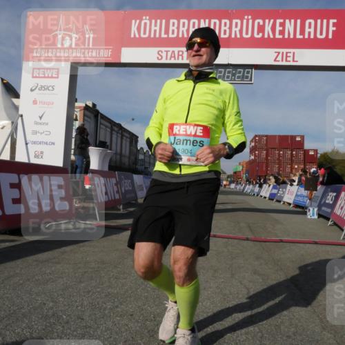 03.10.2025 - Köhlbrandbrückenlauf Matties Gatica Varas http://msf.ph/oto/9170122 03.10.2025 10:26:31 Ziel 1209, 2284, 2614, 2925, 3149 meine-sportfotos.de