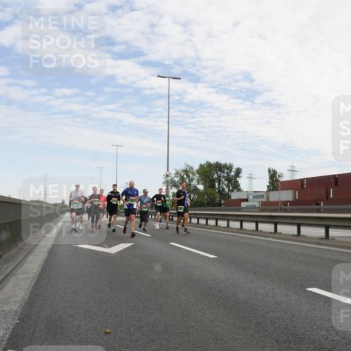 03.10.2025 - Köhlbrandbrückenlauf Matties Gatica Varas http://msf.ph/oto/9170138 03.10.2025 15:16:00 Position 3  meine-sportfotos.de