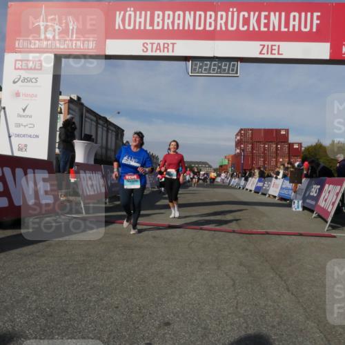 03.10.2025 - Köhlbrandbrückenlauf Matties Gatica Varas http://msf.ph/oto/9170164 03.10.2025 10:26:42 Ziel 1209, 1436, 1744, 2005, 2050, 2551, 2574, 3113 meine-sportfotos.de
