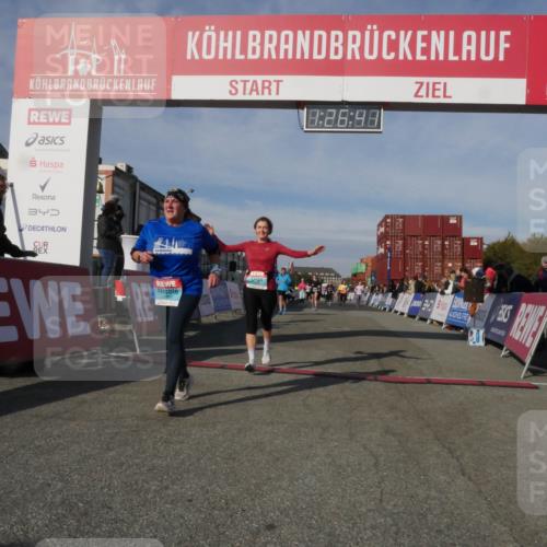 03.10.2025 - Köhlbrandbrückenlauf Matties Gatica Varas http://msf.ph/oto/9170166 03.10.2025 10:26:43 Ziel 1425, 1436, 1744, 1756, 2004, 2005, 2050, 2551, 2574, 3113, 3787 meine-sportfotos.de