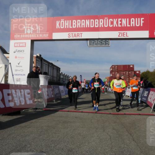 03.10.2025 - Köhlbrandbrückenlauf Matties Gatica Varas http://msf.ph/oto/9170195 03.10.2025 10:26:54 Ziel 1425, 1509, 1726, 1727, 1756, 1840, 1935, 1996, 2004, 2005, 2133, 2219, 2259, 2574, 2586, 2655, 2952, 3044, 3105, 3110, 3163, 3602, 3787 meine-sportfotos.de