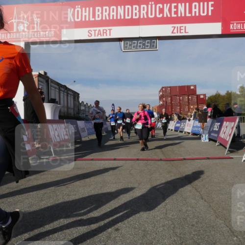 03.10.2025 - Köhlbrandbrückenlauf Matties Gatica Varas http://msf.ph/oto/9170204 03.10.2025 10:26:59 Ziel 1509, 1726, 1727, 1840, 1935, 1996, 2133, 2259, 2405, 2586, 2655, 2930, 2952, 3044, 3105, 3110, 3163, 3241, 3242, 3364, 3367, 3602, 3829 meine-sportfotos.de