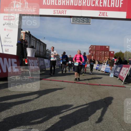 03.10.2025 - Köhlbrandbrückenlauf Matties Gatica Varas http://msf.ph/oto/9170205 03.10.2025 10:26:59 Ziel 1509, 1726, 1727, 1840, 1935, 1996, 2133, 2259, 2405, 2586, 2655, 2930, 2952, 3044, 3105, 3110, 3163, 3241, 3242, 3364, 3367, 3602, 3829 meine-sportfotos.de