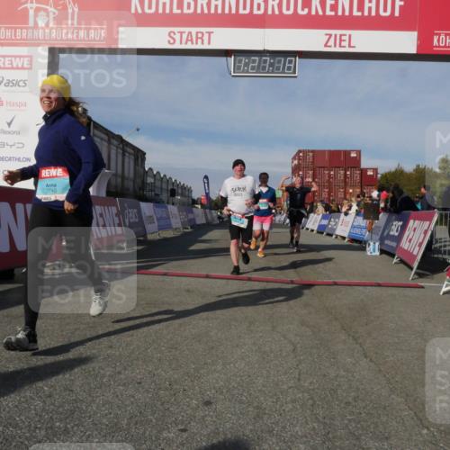 03.10.2025 - Köhlbrandbrückenlauf Matties Gatica Varas http://msf.ph/oto/9170248 03.10.2025 10:27:20 Ziel 1539, 1930, 2115, 2451, 2693, 2935, 3052, 3132, 3746 meine-sportfotos.de
