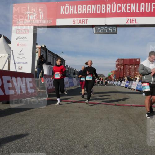 03.10.2025 - Köhlbrandbrückenlauf Matties Gatica Varas http://msf.ph/oto/9170294 03.10.2025 10:27:42 Ziel 1914, 2059, 2086, 2136, 2162, 2166, 2192, 2237, 2352, 3346, 3429, 3451, 3452, 3626, 3739 meine-sportfotos.de