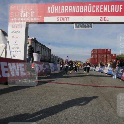 03.10.2025 - Köhlbrandbrückenlauf Matties Gatica Varas http://msf.ph/oto/9170303 03.10.2025 10:27:47 Ziel 1472, 1914, 2059, 2086, 2162, 2166, 2237, 3346, 3429, 3451, 3452, 3626, 3739 meine-sportfotos.de