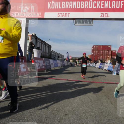 03.10.2025 - Köhlbrandbrückenlauf Matties Gatica Varas http://msf.ph/oto/9170322 03.10.2025 10:27:56 Ziel 1004, 1342, 1472, 1759, 1993, 2525 meine-sportfotos.de
