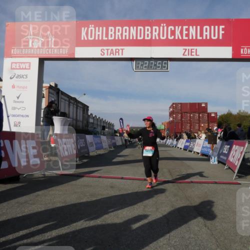 03.10.2025 - Köhlbrandbrückenlauf Matties Gatica Varas http://msf.ph/oto/9170324 03.10.2025 10:27:57 Ziel 1004, 1342, 1759, 1993, 2525 meine-sportfotos.de