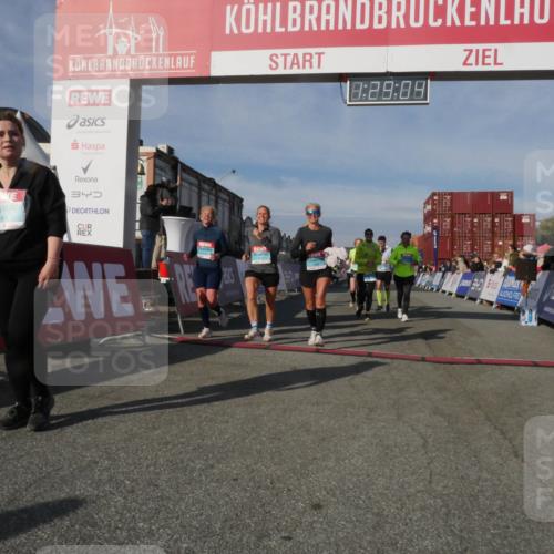 03.10.2025 - Köhlbrandbrückenlauf Matties Gatica Varas http://msf.ph/oto/9170466 03.10.2025 10:29:06 Ziel 1348, 1394, 1454, 1577, 2177, 2375, 2492, 2493, 2922, 3292, 3293, 3612 meine-sportfotos.de