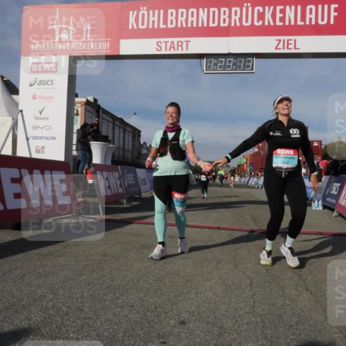 03.10.2025 - Köhlbrandbrückenlauf Matties Gatica Varas http://msf.ph/oto/9170484 03.10.2025 10:29:15 Ziel 1942, 2035, 2375, 2492, 2845 meine-sportfotos.de