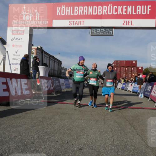 03.10.2025 - Köhlbrandbrückenlauf Matties Gatica Varas http://msf.ph/oto/9170611 03.10.2025 10:30:15 Ziel 1589, 2067, 2092, 2112, 2280, 2325, 2326, 2763, 2863, 2864, 2865, 3607 meine-sportfotos.de