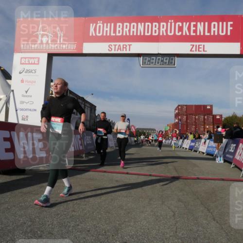 03.10.2025 - Köhlbrandbrückenlauf Matties Gatica Varas http://msf.ph/oto/9170668 03.10.2025 10:30:43 Ziel 2037, 2063, 2342, 2343, 2441, 2533, 2554, 3129 meine-sportfotos.de