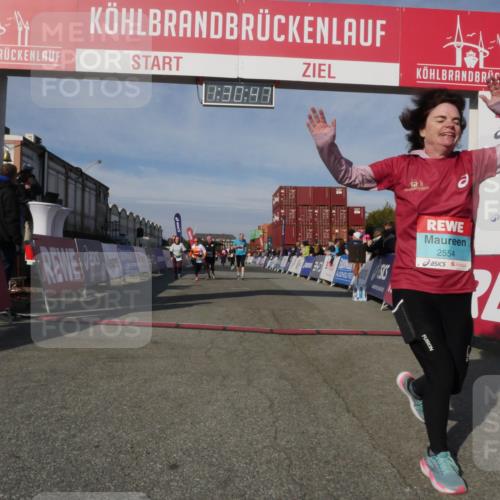 03.10.2025 - Köhlbrandbrückenlauf Matties Gatica Varas http://msf.ph/oto/9170681 03.10.2025 10:30:49 Ziel 1096, 1097, 1098, 2037, 2063, 2441, 2725, 3129, 3701 meine-sportfotos.de