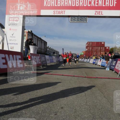 03.10.2025 - Köhlbrandbrückenlauf Matties Gatica Varas http://msf.ph/oto/9170728 03.10.2025 10:31:11 Ziel 1763, 2900, 3478, 3479, 3510, 3664 meine-sportfotos.de