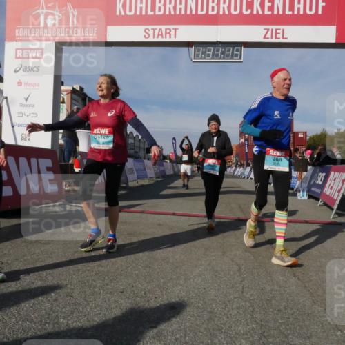 03.10.2025 - Köhlbrandbrückenlauf Matties Gatica Varas http://msf.ph/oto/9170740 03.10.2025 10:31:17 Ziel 1763, 2468 meine-sportfotos.de