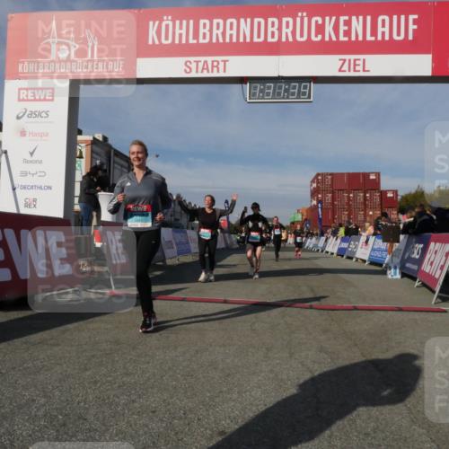 03.10.2025 - Köhlbrandbrückenlauf Matties Gatica Varas http://msf.ph/oto/9170789 03.10.2025 10:31:41 Ziel 1969, 1970, 2385, 2462, 2463, 2504, 2518, 2595, 2596, 3383, 3384 meine-sportfotos.de