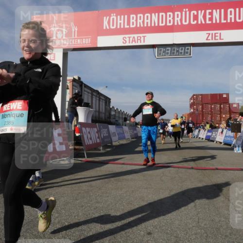 03.10.2025 - Köhlbrandbrückenlauf Matties Gatica Varas http://msf.ph/oto/9170810 03.10.2025 10:31:51 Ziel 1927, 2058, 2265, 2272, 2332, 2379, 2398, 2518, 2595, 2596, 2634, 2966, 2967, 2973, 2976 meine-sportfotos.de