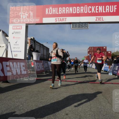 03.10.2025 - Köhlbrandbrückenlauf Matties Gatica Varas http://msf.ph/oto/9170830 03.10.2025 10:32:00 Ziel 1700, 2265, 2272, 2332, 2379, 2491, 2634, 2830, 2966, 2967, 3122 meine-sportfotos.de