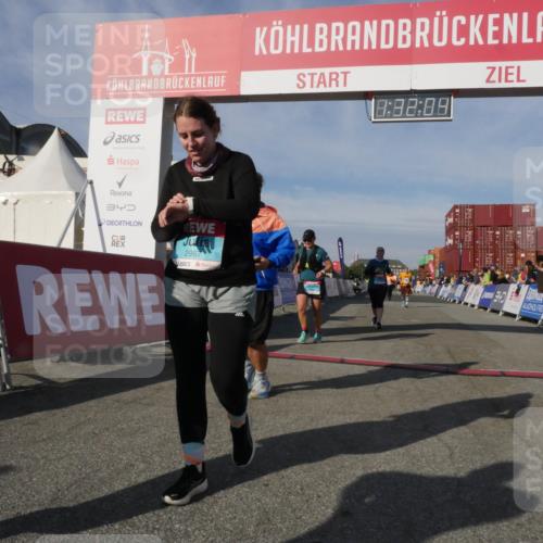 03.10.2025 - Köhlbrandbrückenlauf Matties Gatica Varas http://msf.ph/oto/9170841 03.10.2025 10:32:05 Ziel 1700, 1867, 2491, 2830, 3122 meine-sportfotos.de