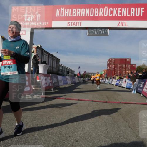 03.10.2025 - Köhlbrandbrückenlauf Matties Gatica Varas http://msf.ph/oto/9170849 03.10.2025 10:32:09 Ziel 1867, 3122 meine-sportfotos.de