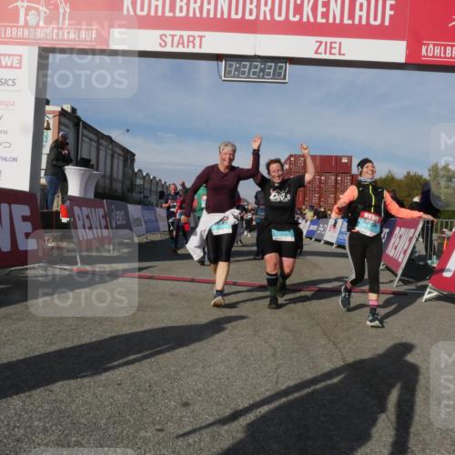 03.10.2025 - Köhlbrandbrückenlauf Matties Gatica Varas http://msf.ph/oto/9170909 03.10.2025 10:32:39 Ziel 1749, 1908, 2041, 2085, 2212, 2316, 2365, 2599, 3045, 3076, 3077, 3737 meine-sportfotos.de