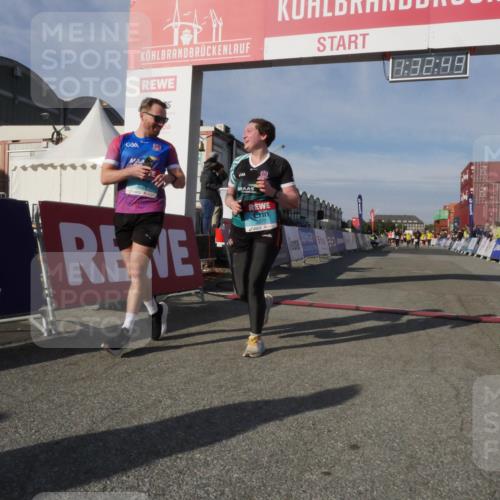 03.10.2025 - Köhlbrandbrückenlauf Matties Gatica Varas http://msf.ph/oto/9170934 03.10.2025 10:32:50 Ziel 1625, 2149 meine-sportfotos.de