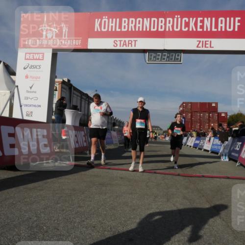 03.10.2025 - Köhlbrandbrückenlauf Matties Gatica Varas http://msf.ph/oto/9170973 03.10.2025 10:33:16 Ziel 1851, 2359, 2576, 2619, 2631, 3634, 3800 meine-sportfotos.de