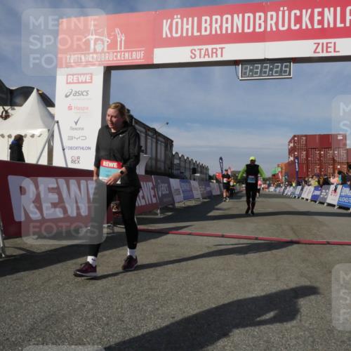 03.10.2025 - Köhlbrandbrückenlauf Matties Gatica Varas http://msf.ph/oto/9170995 03.10.2025 10:33:27 Ziel 2170, 2457, 3355, 3634 meine-sportfotos.de