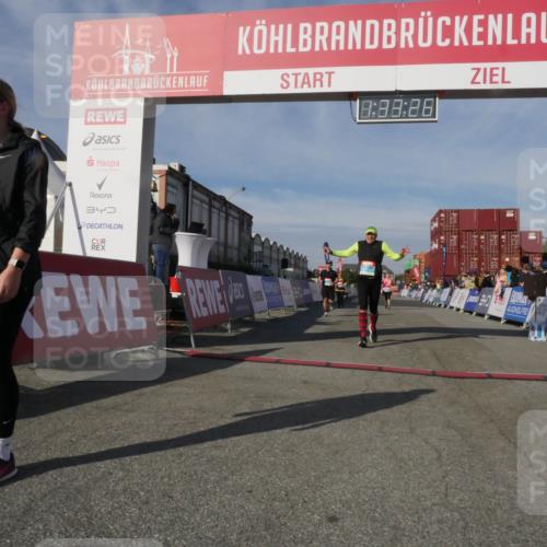 03.10.2025 - Köhlbrandbrückenlauf Matties Gatica Varas http://msf.ph/oto/9170997 03.10.2025 10:33:28 Ziel 2170, 2457, 3355, 3634 meine-sportfotos.de