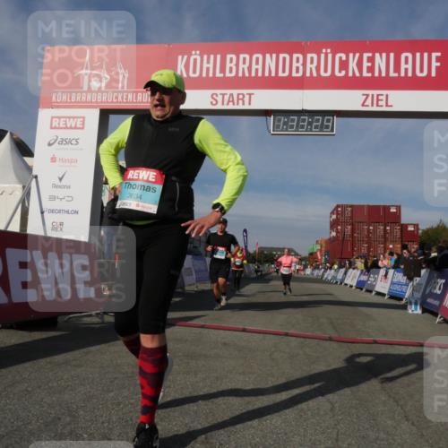 03.10.2025 - Köhlbrandbrückenlauf Matties Gatica Varas http://msf.ph/oto/9171003 03.10.2025 10:33:31 Ziel 2170, 2457, 3355 meine-sportfotos.de