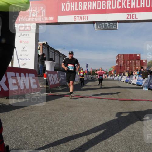03.10.2025 - Köhlbrandbrückenlauf Matties Gatica Varas http://msf.ph/oto/9171005 03.10.2025 10:33:32 Ziel 2170, 2457 meine-sportfotos.de